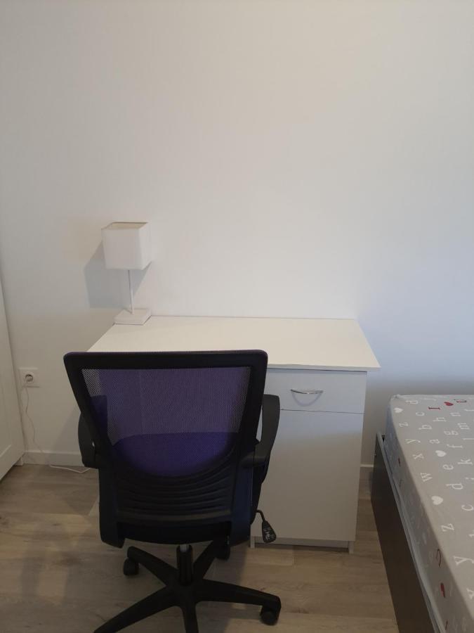 Comfy Private Room Les Ulis Buitenkant foto